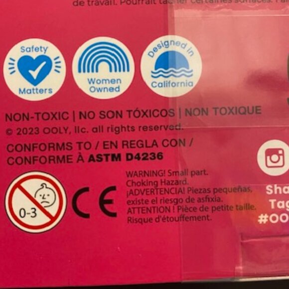 ooly: UNICORN PALS COLORING BOOK * 9 Jumbo Crayons>48 Coloring Pages* - Picture 4 of 6